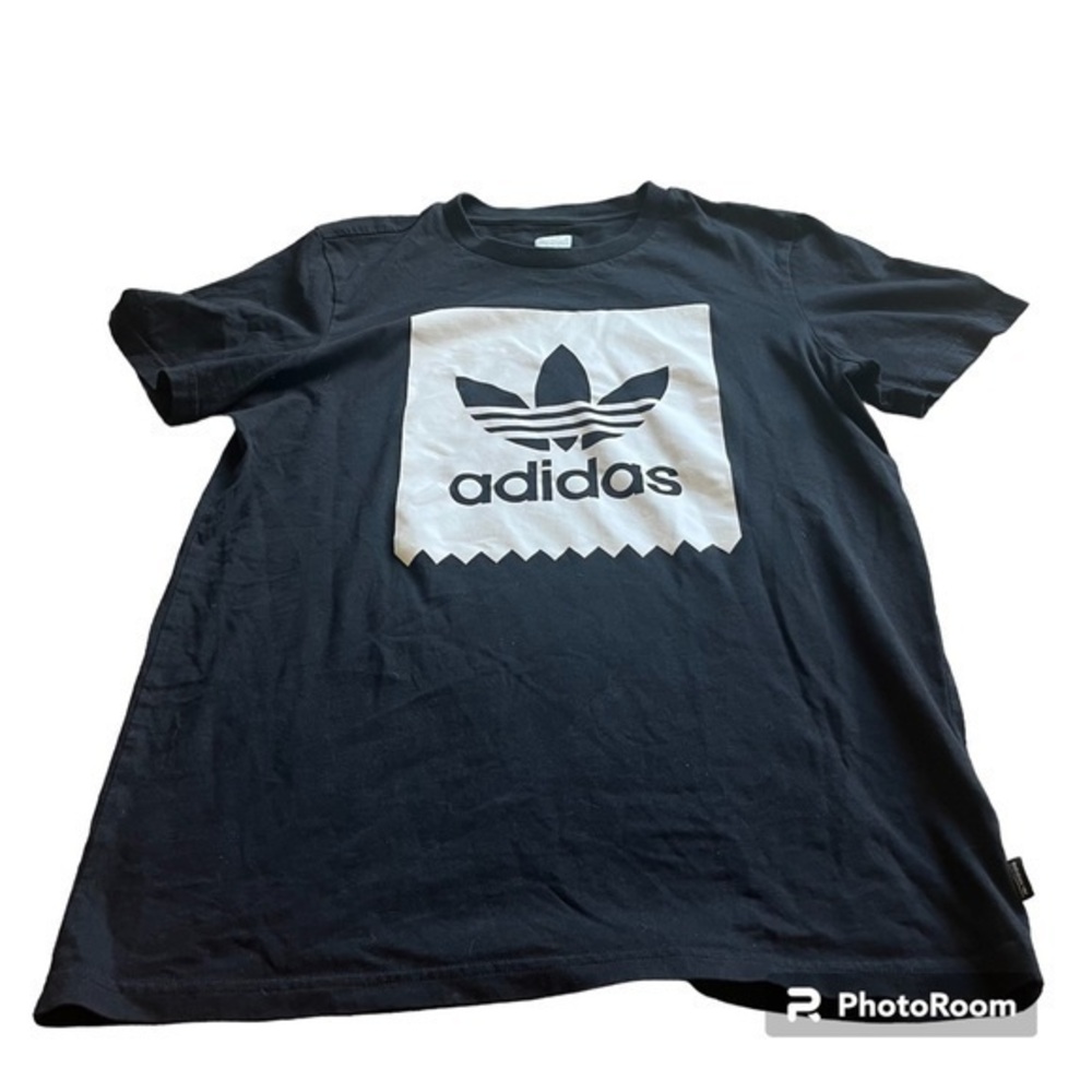 Black men’s adidas tshirt